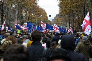 La UE debe actuar ya para sancionar al violento régimen de Georgia