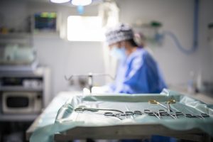 El sistema sanitario búlgaro, inaccesible para las personas vulnerables, según un nuevo informe