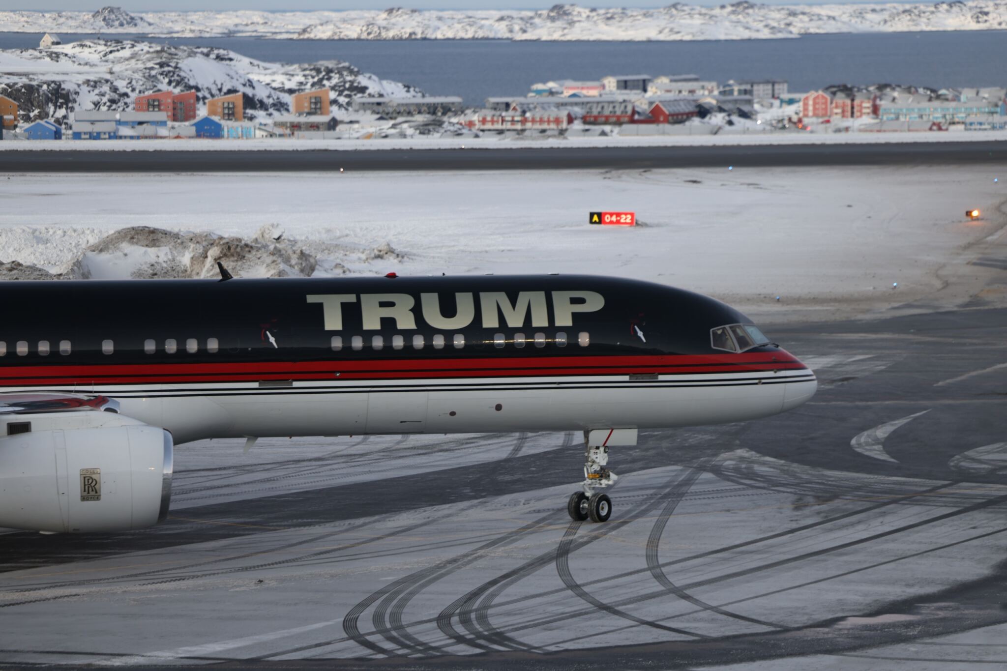 Donald Trump Jr. visits Greenland