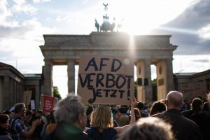 Alemania analiza endurecer el Código Penal para proteger a los políticos "europeístas"