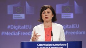 Bruselas y Washington unen fuerzas ante amenazas de desinformación electoral
