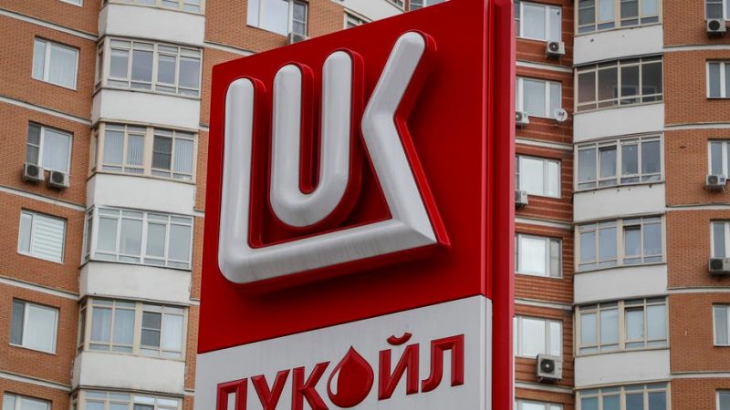 Bulgaria-muestra-el-camino-de-salida-a-la-petrolera-rusa-Lukoil