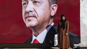 Espaldarazo de Tirana a Erdogan a pocos días de la cita turca con la urnas