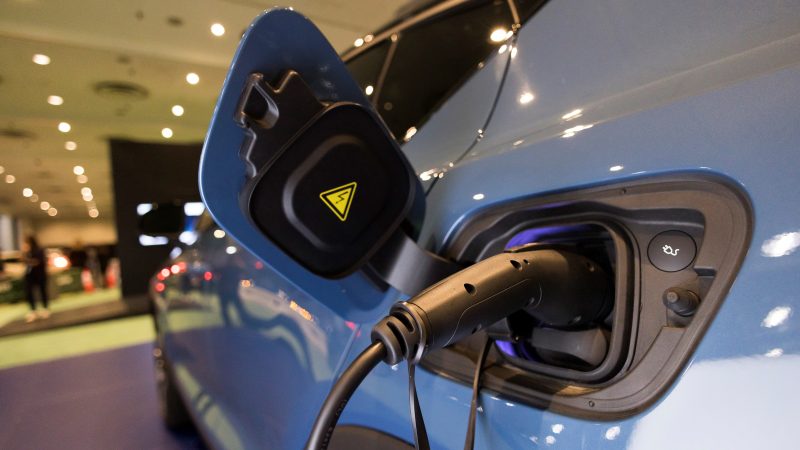 Europa-debe-reaccionar-al-desafio-de-China-con-el-coche-electrico-pide-Renault