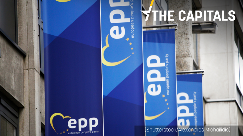 Europeas-2024-El-PPE-ataca-la-burocracia-de-Bruselas-y-pide-no-limitar-la-IA