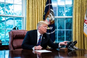 ¿Se acaba la "luna de miel" entre Orbán y Trump?