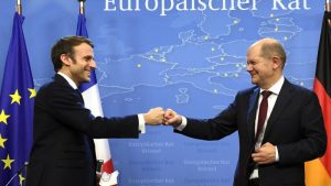 Impulso del "Eje" París-Berlín para intentar acallar las armas en Oriente Próximo