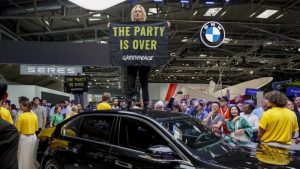 Italia da la batalla en Bruselas en defensa del motor de combustión