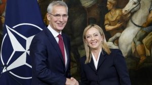 Italia pide mano blanda a la UE para poder gastar más en la OTAN