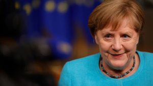 La CDU-CSU de Merkel vuelve a acariciar la Cancillería con un programa pro-europeo