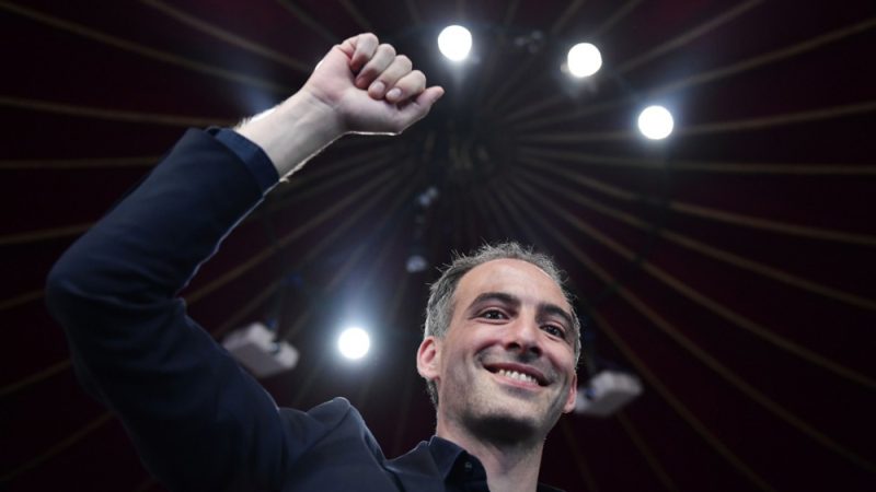 La-izquierda-pisa-los-talones-a-Macron-de-cara-a-las-Europeas