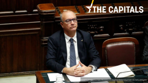 La oposición tacha la reforma educativa de Meloni de "arma de control masivo"