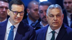 Los conservadores polacos del PiS se alejan de Orbán   