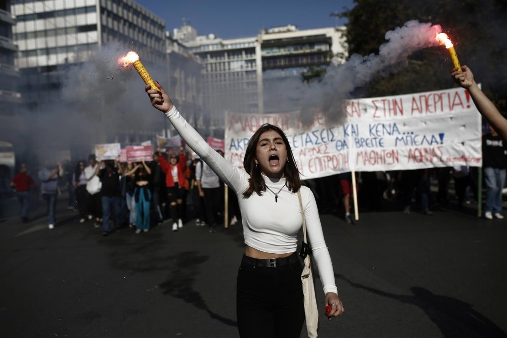 Los-trabajadores-alzan-la-voz-contra-los-estragos-de-la-crisis