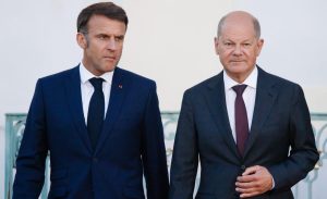 Macron, a favor de que Ucrania ataque objetivos militares en suelo ruso