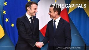 Suecia y Francia impulsan un "eje europeo" de defensa