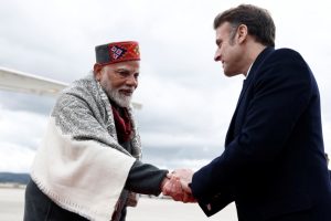 Macron propone una nueva ruta comercial con India, en un desafío a Pekín