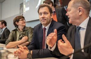 Un "arquitecto del fracaso" mueve los hilos de la futura coalición alemana