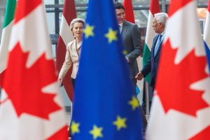 ¿Será Canadá el 28º miembro de la UE? Casi la mitad de los canadienses dicen "sí"