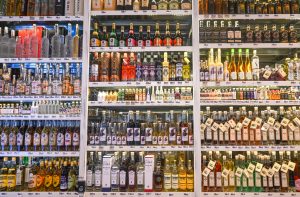 Trump amenaza con un arancel del 200% a los vinos y bebidas espirituosas europeas
