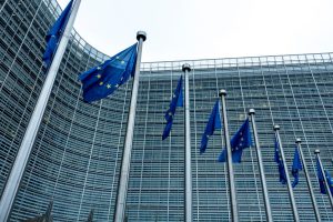 EXCLUSIVA: Bruselas propone una supervisión "eficaz y armonizada" de los mercados de capitales