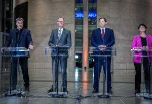 Alemania intenta superar la fobia a la deuda para "rearmarse"