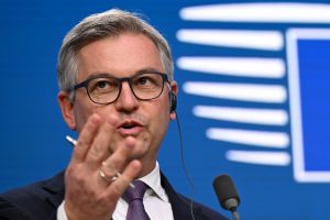 La nueva normativa de la UE allana el camino a los "centros de deportación" de inmigrantes