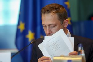 La UE sopesa reabrir la PAC para aliviar la carga burocrática de agricultores y administraciones