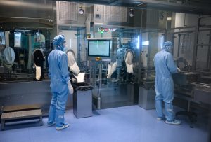 La industria farmacéutica europea advierte de duras consecuencias si Trump le impone aranceles