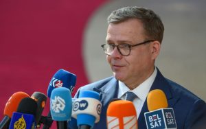 Finlandia rebaja los impuestos para atraer a los inversores y financiar la defensa