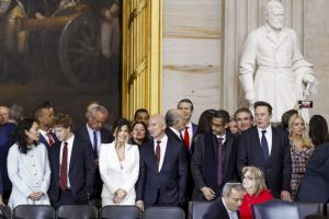 Eurodiputados instan a Bruselas a trazar un mapa de la "dependencia tecnológica" europea de EE.UU.