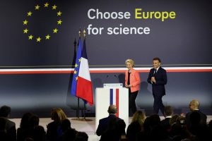 Científicos y académicos europeos, escépticos ante un nuevo plan de apoyo de la UE