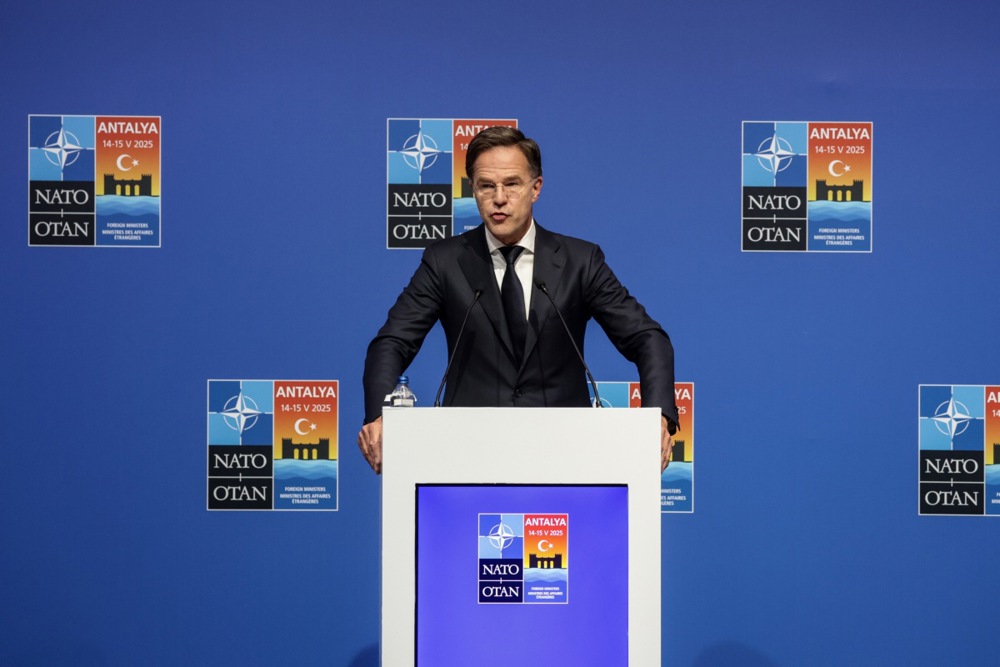 El Secretario General de la OTAN, Mark Rutte, en la rueda de prensa final de la reunión de Antalya, Turquía, el 15 de mayo de 2025.