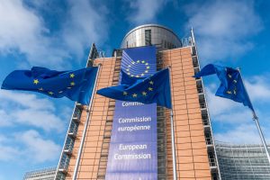 El sector europeo de productos sanitarios pide a Von der Leyen no aplicar contramedidas