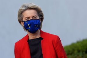 Bruselas violó las normas de transparencia en los "SMS" de Von der Leyen, según Justicia de la UE