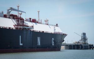 Trump quiere que Europa compre más gas estadounidense, pero ¿lo necesitamos?