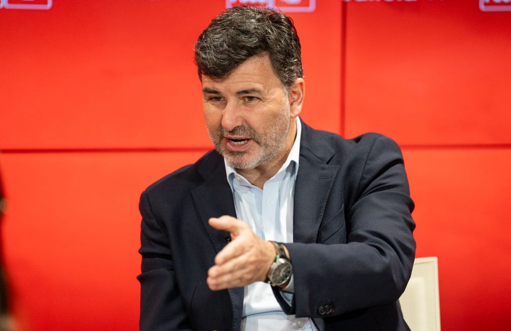 El eurodiputado español Nicolás González Casares (PSOE/S&D), uno de los responsables de las enmiendas al polémico informe.