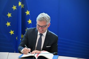 Bruselas dotará a Europol con tecnología de descifrado para 2030