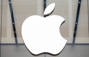 Cuenta atrás para el ultimátum de la UE a Apple sobre los límites de su App Store