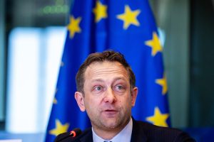 EXCLUSIVA: Bruselas propone un "fondo único" para la PAC pero mantiene las ayudas directas a los agricultores