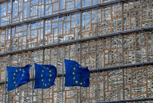 La UE aprueba destinar parte de los fondos de cohesión y regionales a proyectos de defensa