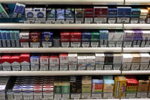 La UE sopesa gravar el tabaco y a las grandes empresas para contribuir a financiar el presupuesto plurianual