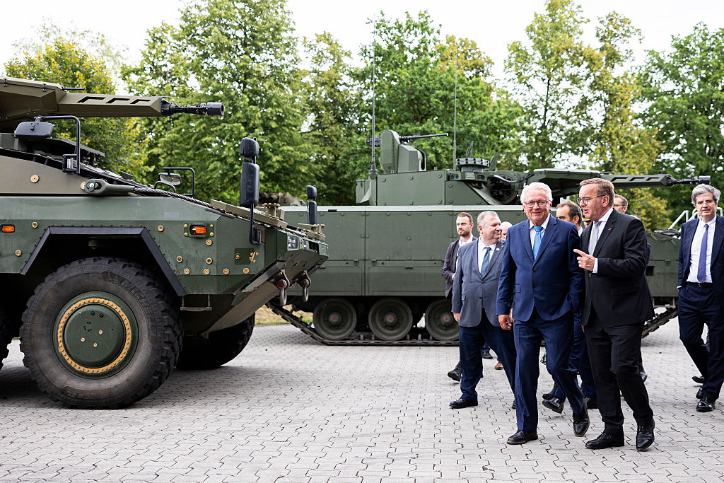 Pistorius y Lecornu visitan Rheinmetall