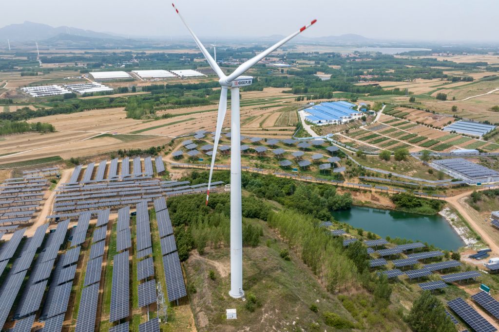 Imagen de archivo de una planta fotovoltaica en la región china de Qingdao.