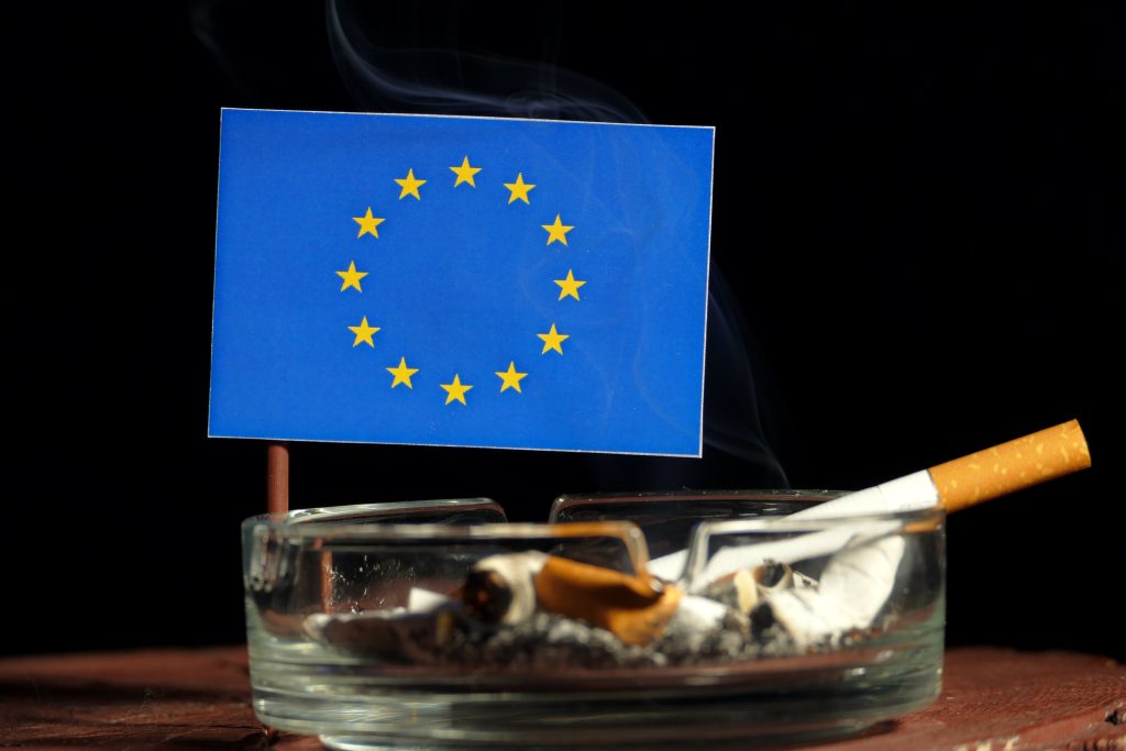 Expertos consultados por Euractiv abogan por canalizar los nuevos recursos a la sanidad y no para defensa.