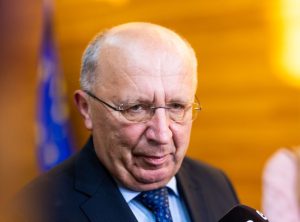 Los ejércitos europeos están "al 50% de lo que necesitamos", advierte el Comisario de Defensa