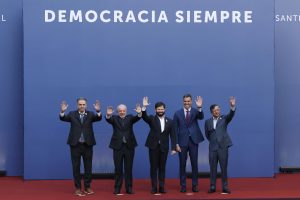 Sánchez viaja a Brasil con el objetivo de acordar una mayor financiación en la cumbre sobre el cambio climático