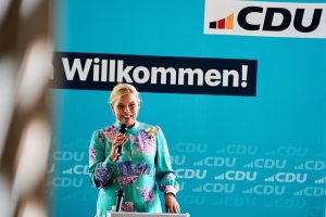 Julia Klöckner, la polémica "reina del vino" que preside el Bundestag alemán