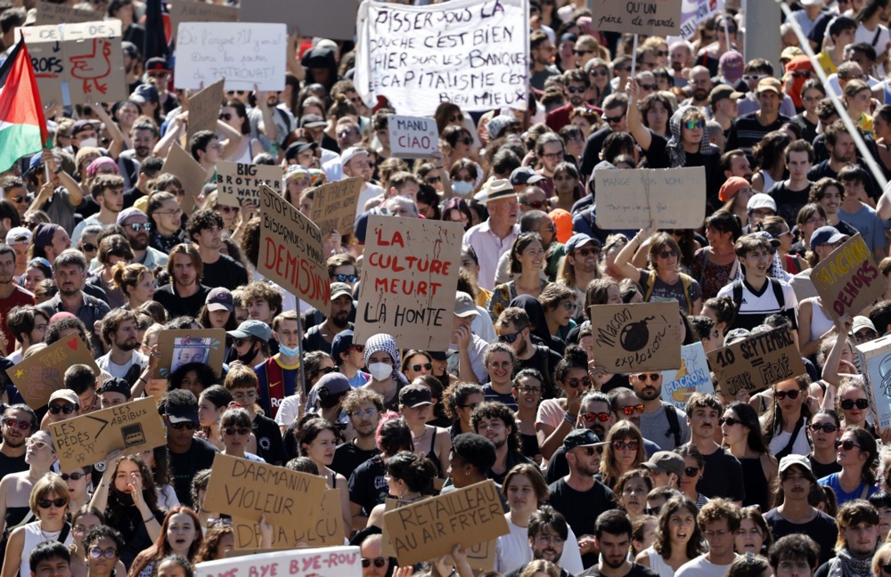 Manifestación contra las medidas de austeridad convocada por el colectivo «Bloquons tout» (Bloqueemos todo) en Montpellier, Francia, el 10 de septiembre de 2025.