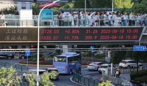 ENTREVISTA: La debilidad de la economía china preocupa más a las empresas europeas que la guerra comercial de Trump, según experto